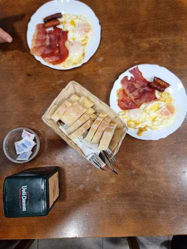 Fotografia tomada fuera de Bar Santa Bárbara, Almuerzos, Comidas y Cenas - bares en Enciso, La Rioja