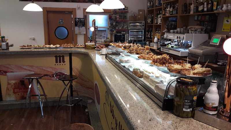 Fotografia tomada fuera de Restaurante Tu y Yo - restaurantes en Santo Domingo de la Calzada, La Rioja