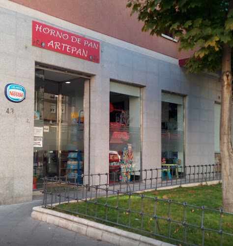 Fotografia tomada fuera de ArtePan - Panadería en Leganés, Madrid