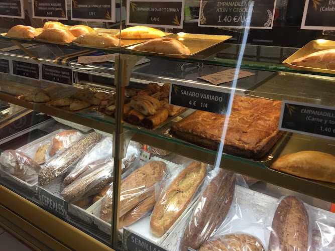 Fotografia tomada fuera de Panadería Pastelería SARA DÍAZ MORA - Panadería en Valencia, Valencia