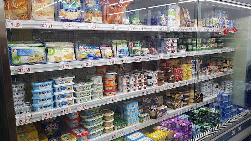 Fotografia tomada fuera de Mi Alcampo - Supermercado en Arnedo, La Rioja