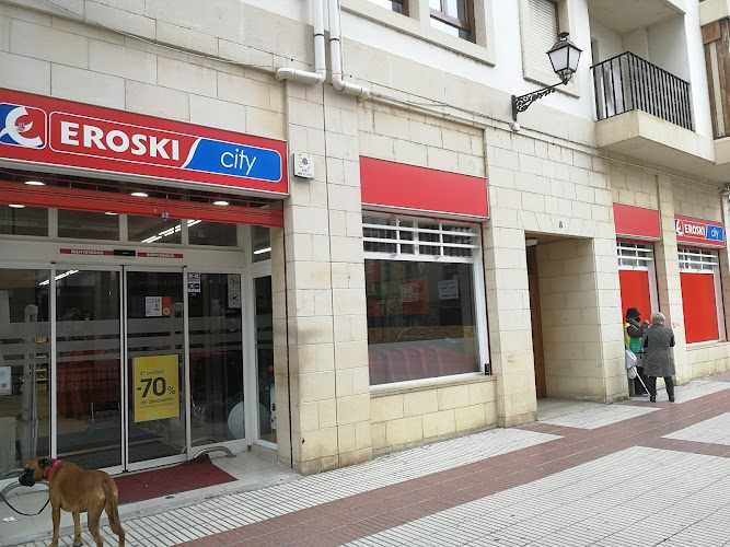 Fotografia tomada fuera de EROSKI - Supermercado en Haro, La Rioja