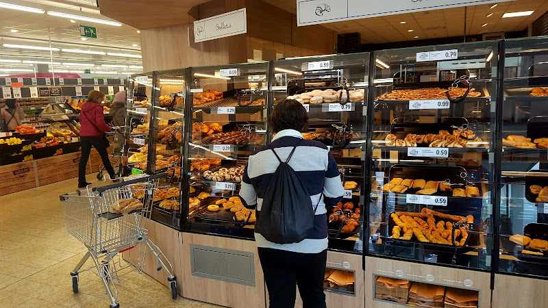 Fotografia tomada fuera de Lidl - Supermercado de descuentos en Haro, La Rioja