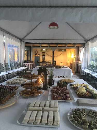 Fotografia tomada fuera de Café Gurugú - cafeterías en Colindres, Cantabria