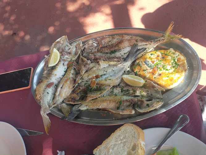 Fotografia tomada fuera de Restaurante Las Encinas - restaurantes en Sonabia, Cantabria