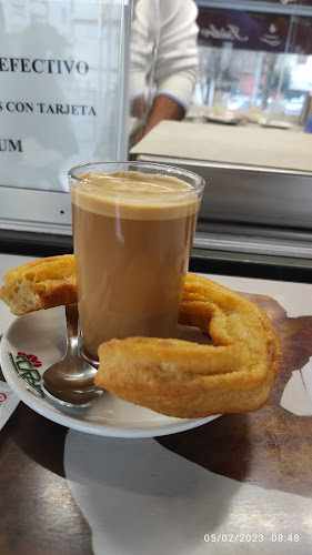 Fotografia tomada fuera de Churrería Isidro - Zona Sur - Churrería en Mérida, Badajoz