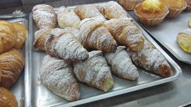 Fotografia tomada fuera de Panadería PA de L'artesana 2005 SL - Panadería en Valencia, Valencia