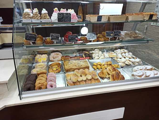 Fotografia tomada fuera de Garvi Pastelería Panadería - Pastelería en Valencia, Valencia