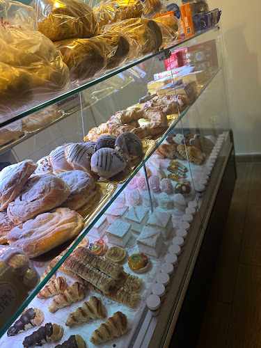 Fotografia tomada fuera de Alimentación Grosso - Tienda de alimentación en Cádiz, Cádiz