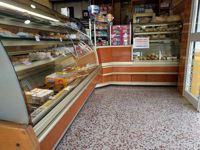 Fotografia tomada fuera de Hornos La Española - Pastelería en Chiclana de la Frontera, Cádiz
