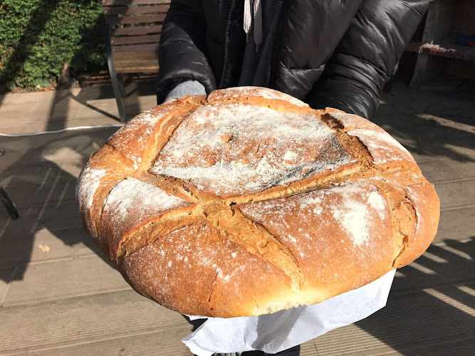 Fotografia tomada fuera de Ibeas Panes - Panadería en Ibeas de Juarros, Burgos