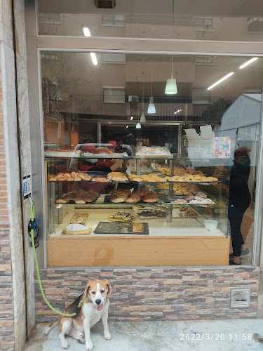 Fotografia tomada fuera de Horno Pastelería Aránzazu - Pastelería en Valencia, Valencia