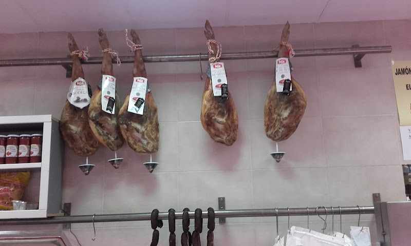 Fotografia tomada fuera de NEW WATER heladería HAMBURGUESERÍA. - cafeterías en Aguas Nuevas, Albacete