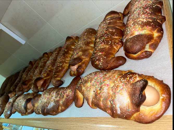 Fotografia tomada fuera de Panadería Los Olmos - Panadería en Albatana, Albacete