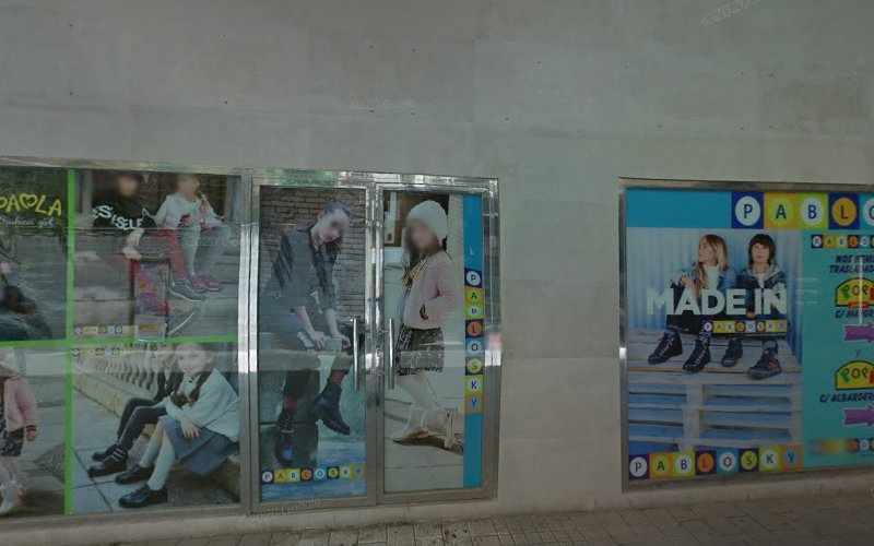 Fotografia tomada fuera de Sukkar, la pastelería de Tobarra - Panadería en Albacete, Albacete
