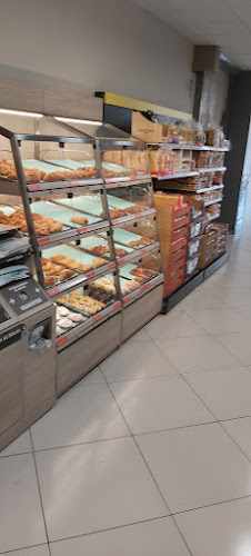 Fotografia tomada fuera de Mercadona - Supermercado en El Parador de las Hortichuelas, Almería