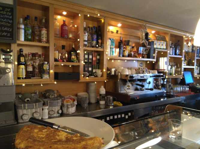 Fotografia tomada fuera de Café Bar La Fragua - cafeterías en Mansilla de las Mulas, León