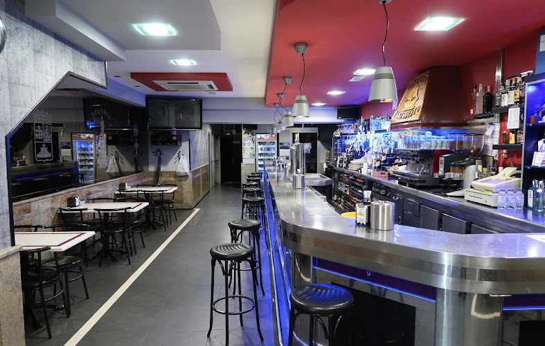 Fotografia tomada fuera de Cafetería Cantábrico - Cafetería en Vegadeo, Asturias