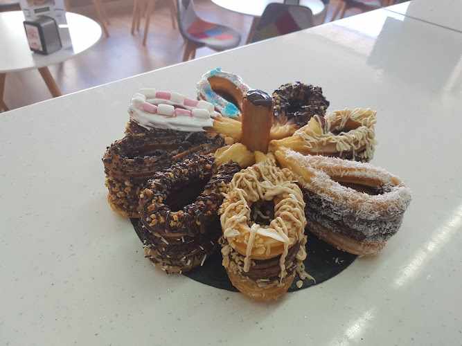 Fotografia tomada fuera de Bucle Churros Artesanos - Churrería en Avilés, Asturias