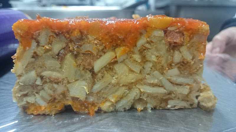 Fotografia tomada fuera de El Obrador de Lali - Tienda de alimentación en Cangas de Onís, Asturias