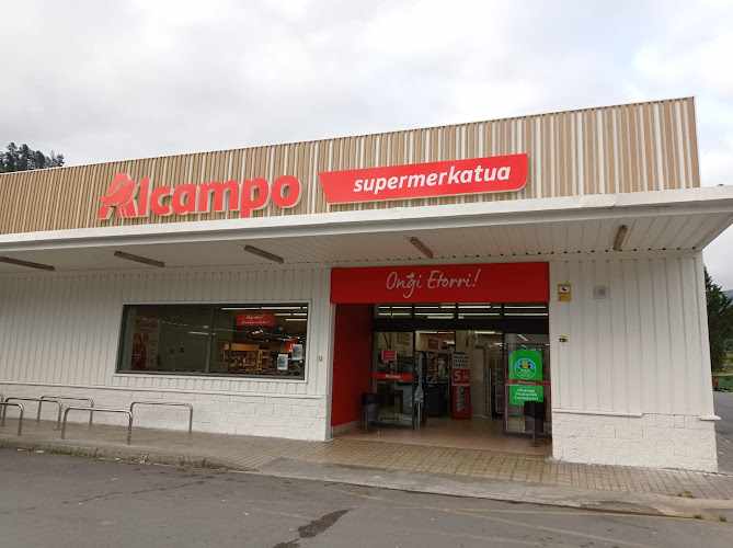 Fotografia tomada fuera de Alcampo Supermercado - Supermarché en Legazpi, Guipúzcoa