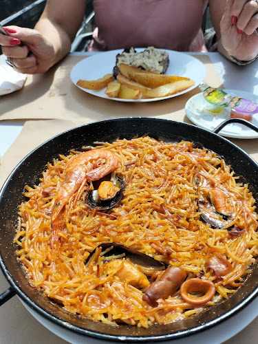 Fotografia tomada fuera de Restaurante Casa Héctor - restaurantes en Premià de Mar, Barcelona