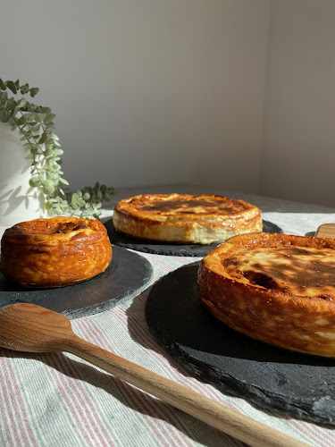 Fotografia tomada fuera de Querido Queso - Cake shop en Sabadell, Barcelona