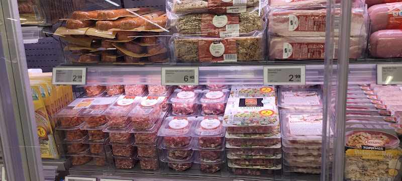 Fotografia tomada fuera de Esclat - Supermercat en Sabadell, Barcelona