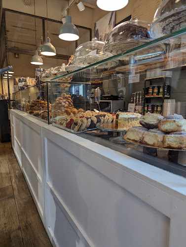 Fotografia tomada fuera de Petritxol Santamaria - Tienda de productos de chocolate en Sant Cugat del Vallès, Barcelona
