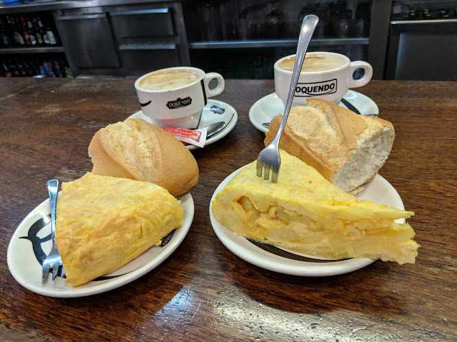 Fotografia tomada fuera de Benidorm 1970 - restaurantes en Villamayor, Asturias