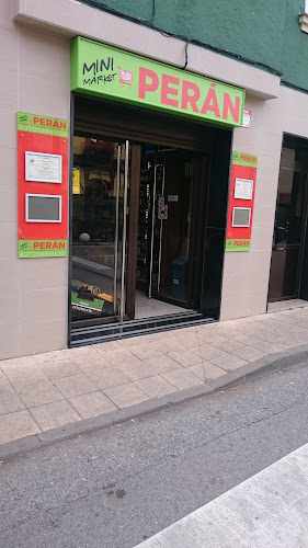 Fotografia tomada fuera de MiniMarket Perán - Tienda de alimentación en Perán, Asturias