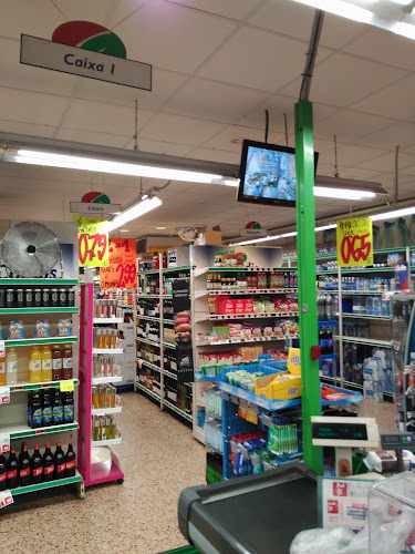 Fotografia tomada fuera de Condis - Supermercado en Sant Feliu de Llobregat, Barcelona