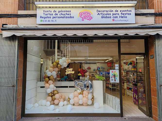 Fotografia tomada fuera de Dulce Fiesta - Tienda de golosinas en Sant Joan Despí, Barcelona