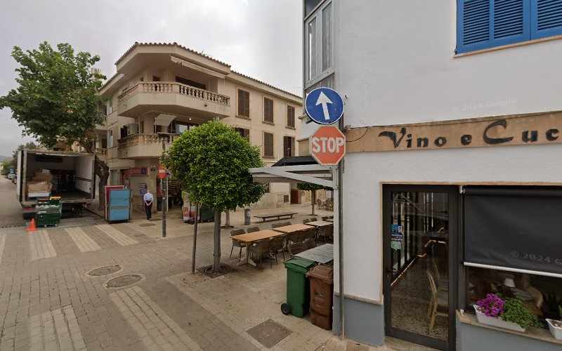 Fotografia tomada fuera de Juan Servera Gelabert - Panadería en Artà, Baleares