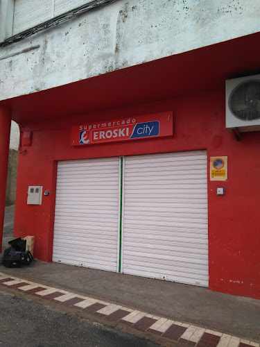 Fotografia tomada fuera de Eroski City - Supermercado en Torreperogil, Jaén