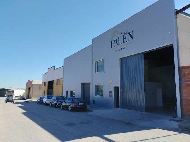 Fotografia tomada fuera de Palén - Servicio de distribución en Bailén, Jaén