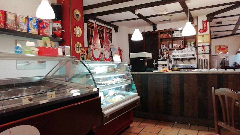 Fotografia tomada fuera de Café de Autor - Cafetería en Linares, Jaén