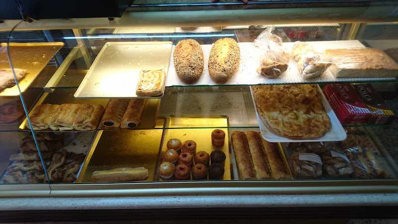 Fotografia tomada fuera de HERMANOS JUSTE S.C - Panadería en Aínsa, Huesca