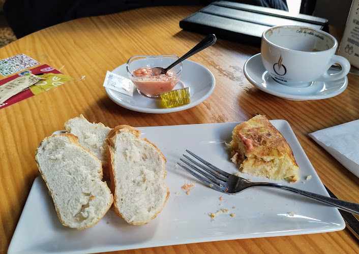 Fotografia tomada fuera de Café del Teatro - cafeterías en Madrid, Madrid