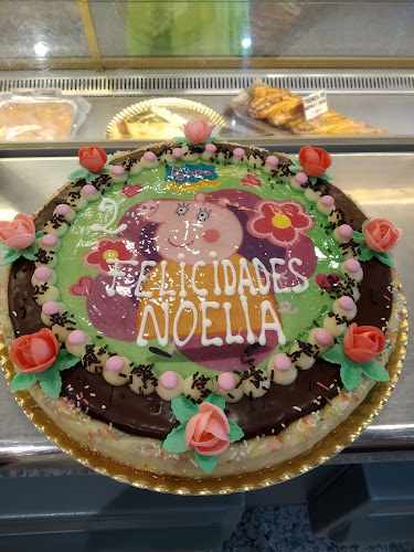 Fotografia tomada fuera de Tahona de Brunete - Panadería en Brunete, Madrid