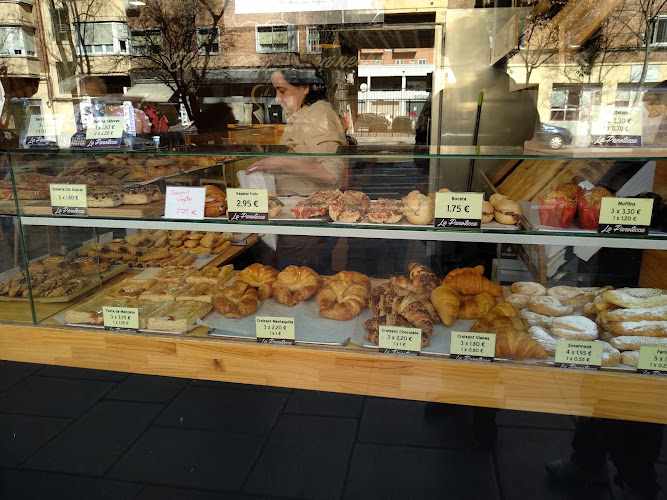 Fotografia tomada fuera de La Panotecca - Panadería en Madrid, Madrid