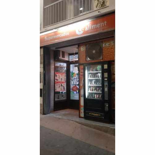 Fotografia tomada fuera de Coaliment - Supermercado en Artana, Castellón