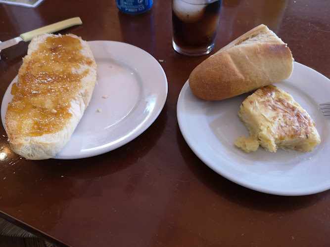 Fotografia tomada fuera de Café Bar  Via de la Plata  - cafeterías en Fuente de Cantos, Badajoz