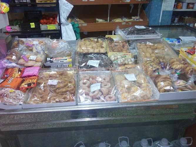 Fotografia tomada fuera de CASA GERMAN - Tienda de alimentación en Medina de las Torres, Badajoz