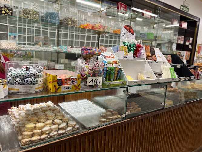 Fotografia tomada fuera de Confitería Layana Pastelería | Pastas y dulces en Pamplona | - Pastelería en Pamplona, Navarra