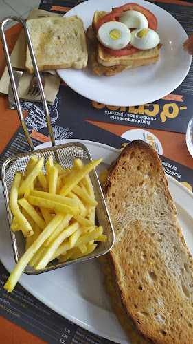 Fotografia tomada fuera de Abeiro - cafeterías en Ponteceso, A Coruña