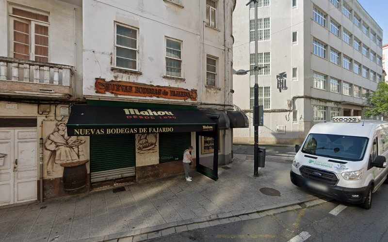 Fotografia tomada fuera de Panaderia Santalla - Bakery en Ferrol, A Coruña