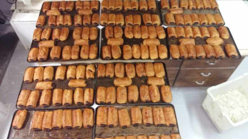 Fotografia tomada fuera de Panadería Madrazo - Panadería en Entrambasaguas, Cantabria