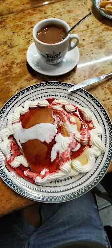 Fotografia tomada fuera de Cafetería El Alba - cafeterías en San Martín del Rey Aurelio, Asturias