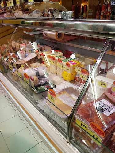 Fotografia tomada fuera de Supermercados Alimerka - Supermercado en Grado, Asturias